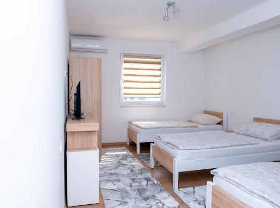 Apartmani Jezero Konjic Exteriér fotografie