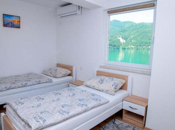 Apartmani Jezero Konjic Exteriér fotografie